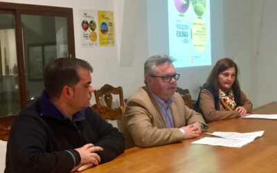 Una ponencia sobre el aceite abre las jornadas para el fomento de la agricultura ecológica