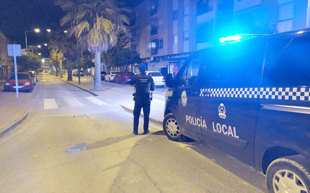 Control nocturno de la Policía Local