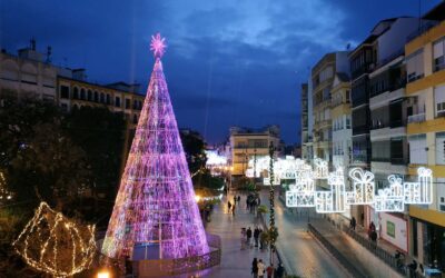 Puente Genil estrena un año más su iluminación navideña de la mano de Ximenez