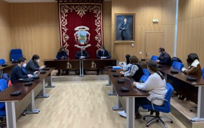 El alcalde reclama a Salud medidas a corto plazo para cubrir las vacantes de pediatras