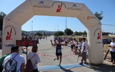 Antonio Montero y Fátima Ouhaddou ganan la 31ª edición del Medio Maratón “Villa de Puente Genil”