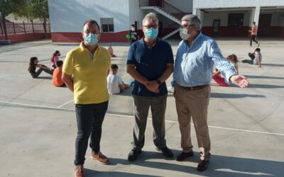 El alcalde inaugura el curso escolar 21/22 esperando el regreso a la normalidad en las aulas de forma paulatina