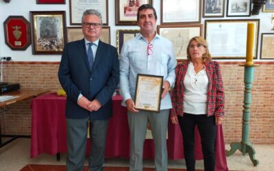 El doctor Francisco Gallego recibe la XIX Mención de Honor Dulce de Membrillo