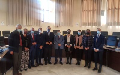 El Ayuntamiento firma el convenio de colaboración con la UCO para desarrollar las clases de la Cátedra Intergeneracional del curso 21/22 en Puente Genil