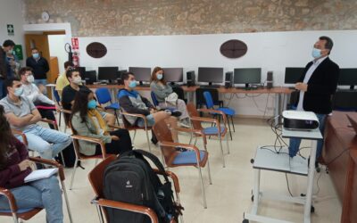 Estudiantes de la Universidad de Sevilla visitan las instalaciones de Sodepo