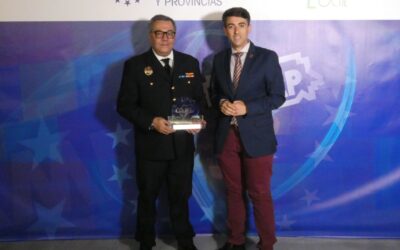 Protección Civil de Puente Genil recibe un galardón en los Premios a la Gobernanza Local 2021 otorgados por la FAMP