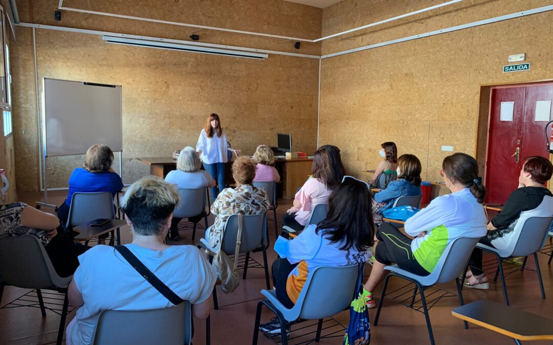 La delegación de Igualdad imparte el taller “Menopausia y deseo” con motivo del Día Internacional por la Acción de la Salud en las Mujeres 1