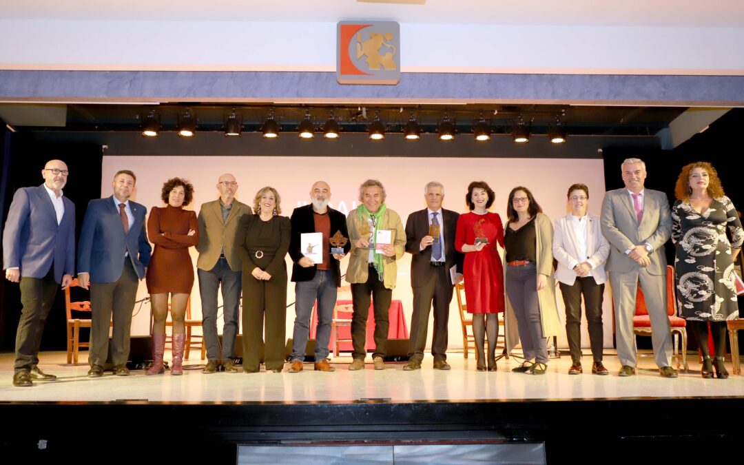 La Diputación de Córdoba hace entrega de sus premios literarios en la II Gala de la Cultura que contó con la actuación de Julián Estrada 1