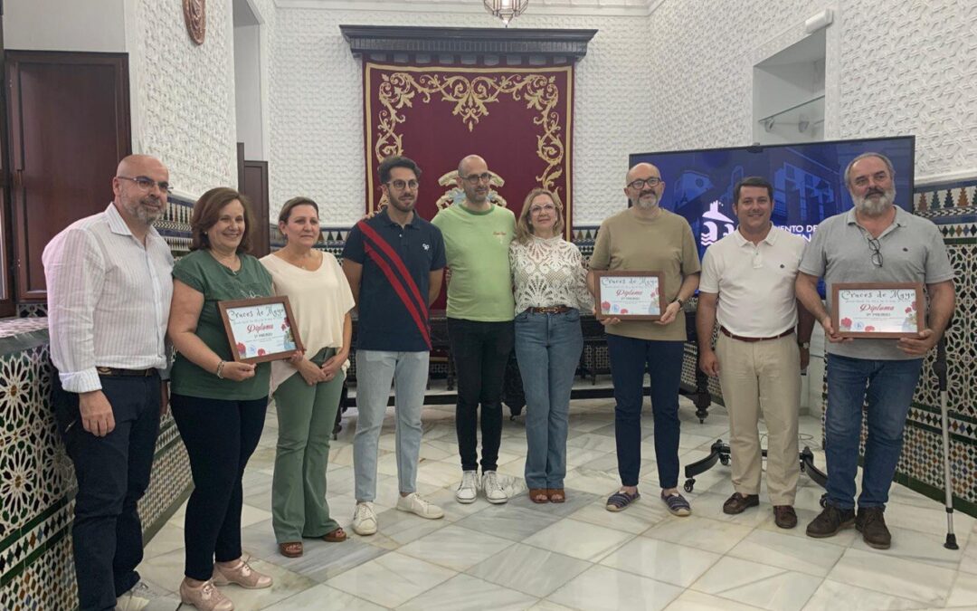 240529 Entrega diplomas ganadores Cruces Mayo PG 2024