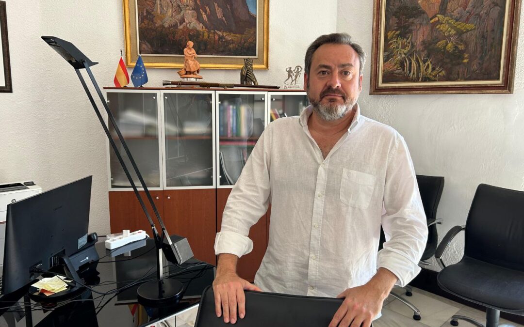 Javier Villafranca presentando plaza TAG