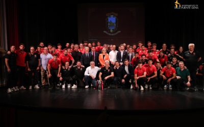 El Ayuntamiento de Puente Genil celebra el histórico ascenso del Salerm Cosmetics a Segunda Federación